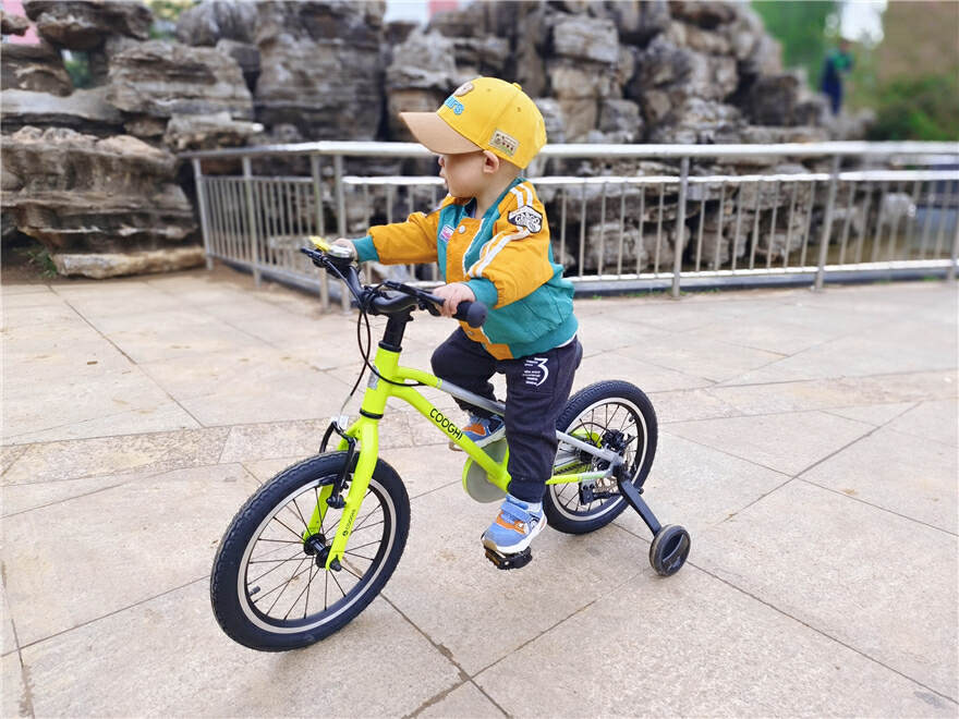 酷骑城市款儿童自行车f3,酷骑f3和迪卡侬儿童自行车哪款好