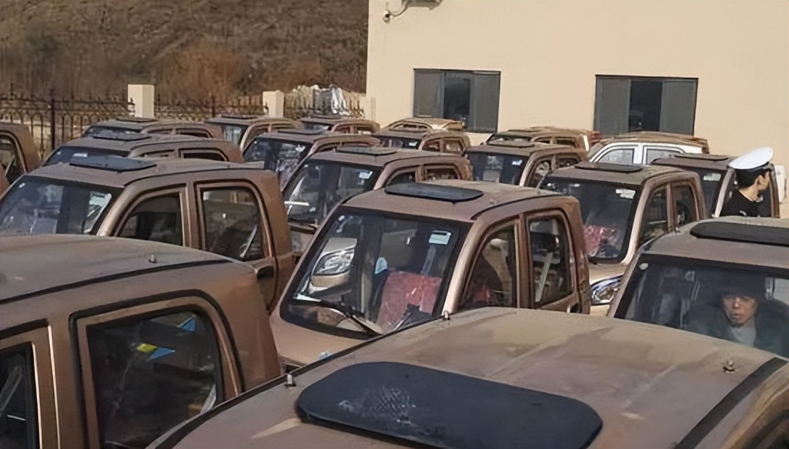 免费给残疾人发电动三轮车,残疾人电动轮椅免费发放