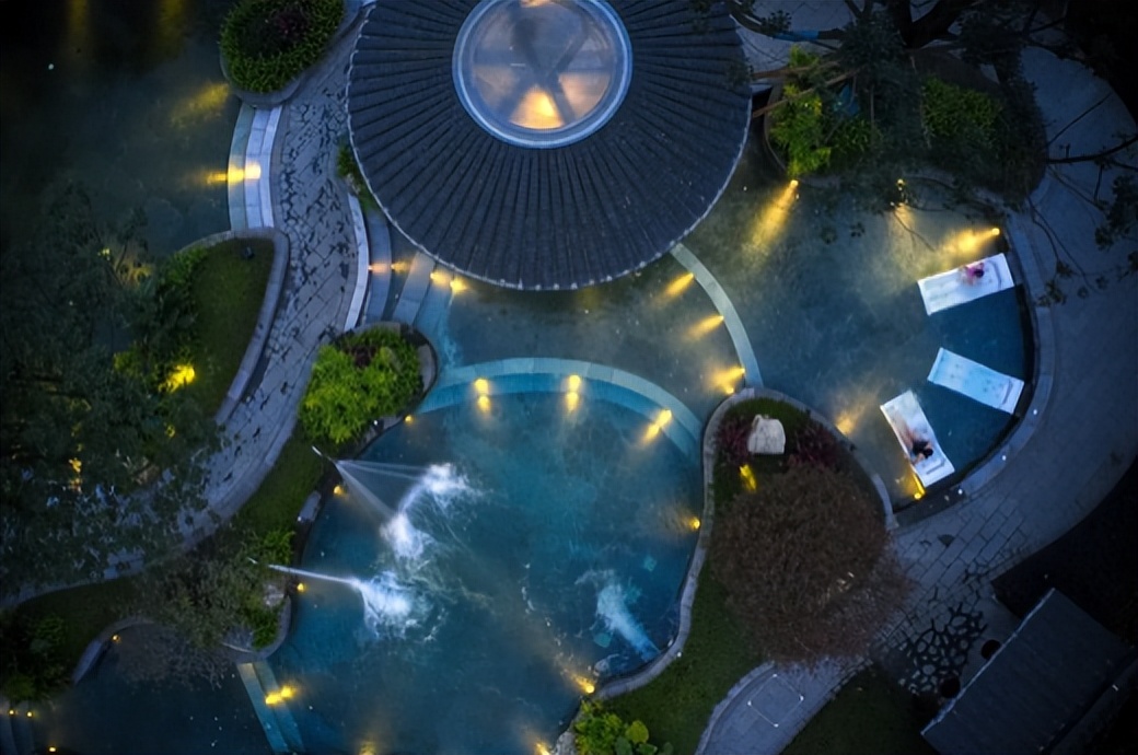 带你领略天然温泉的魅力,新世纪的新潮流