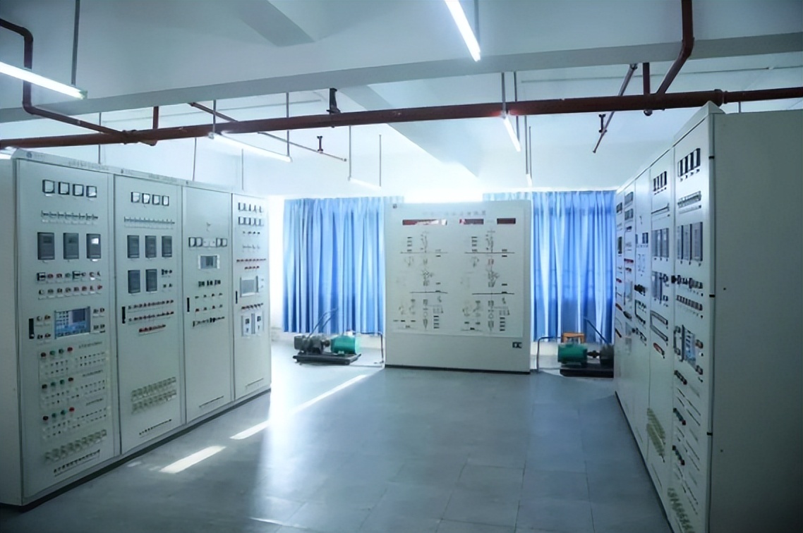 我与火爆全网的“ChatGPT”聊广州华立科技职业学院