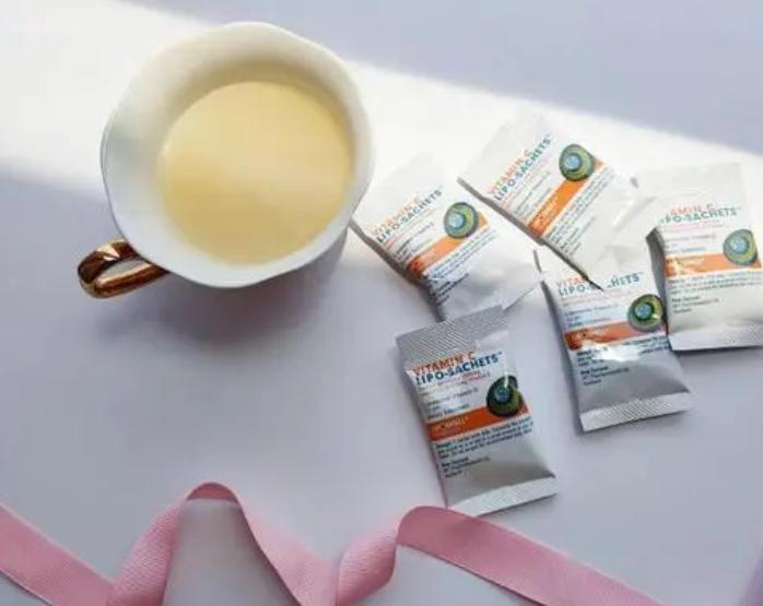 隐私部位的毛发变白，意味着体内有疾病吗？能不能刮掉？