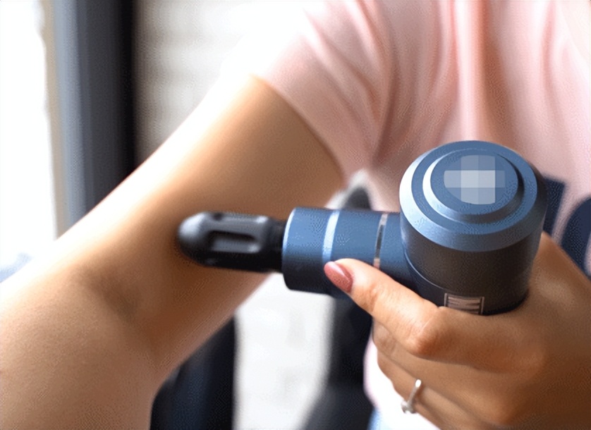 boosterlightsaber筋膜枪,生日礼物送女朋友筋膜枪合适吗