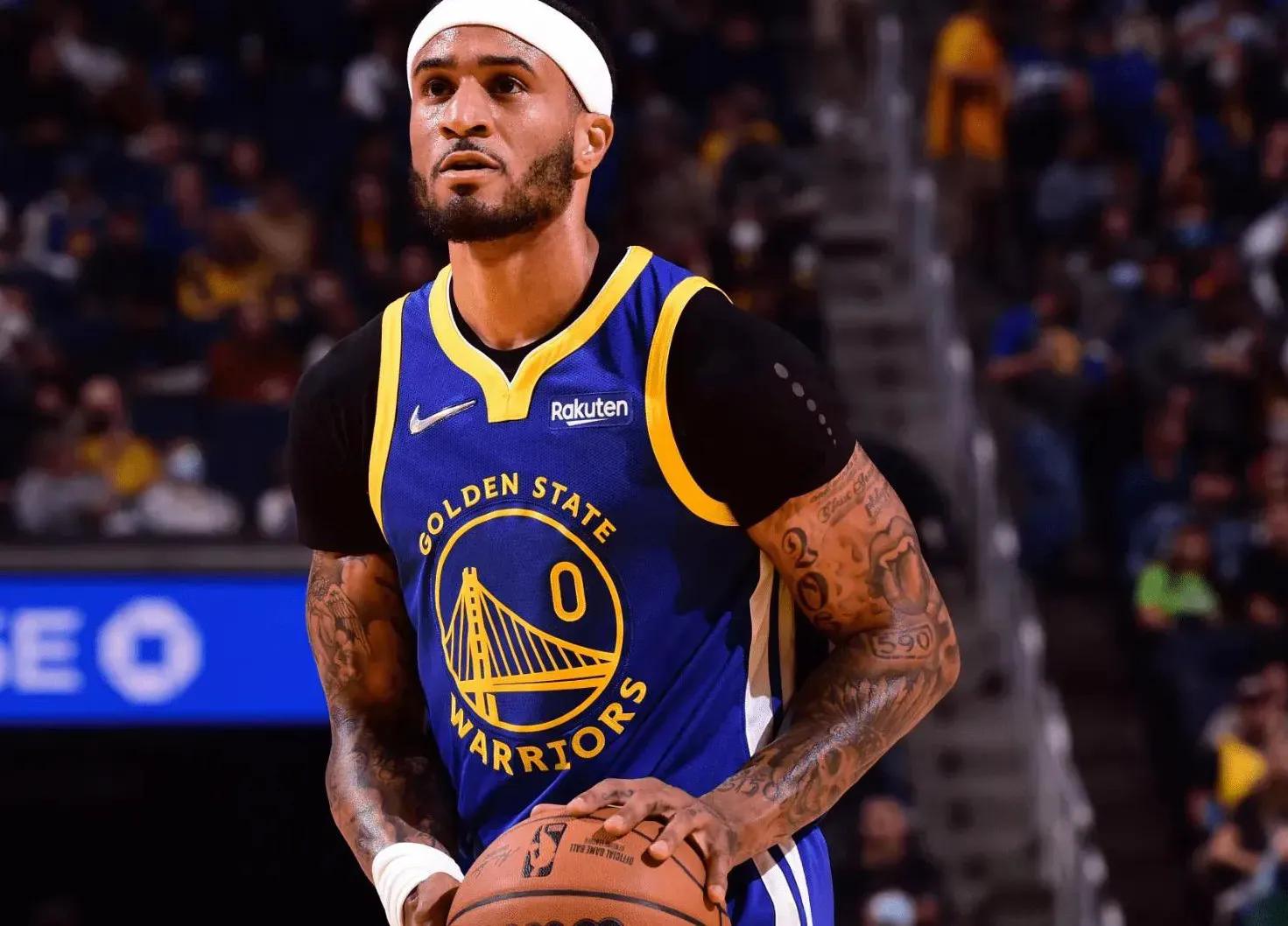 库里击败火箭怒吼,库里强打霍福德