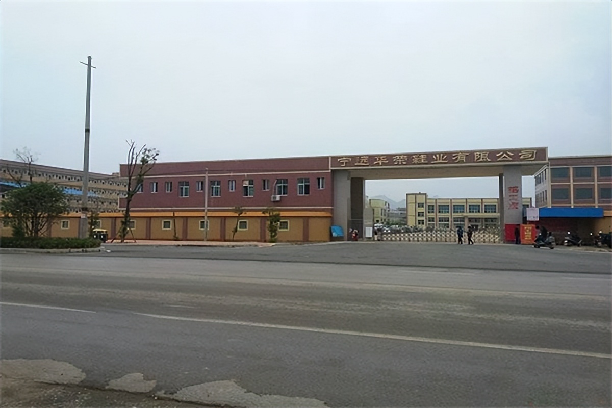 正规空气能热泵热水机组产品介绍,工业用空气能热水机组价格