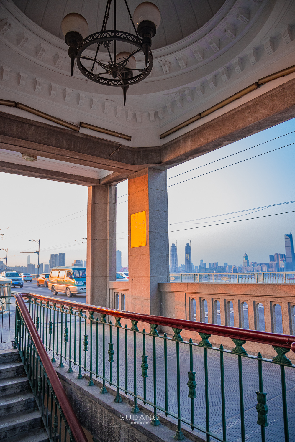 武汉建桥实力世界第一,武汉第一座长江大桥始建于哪一年