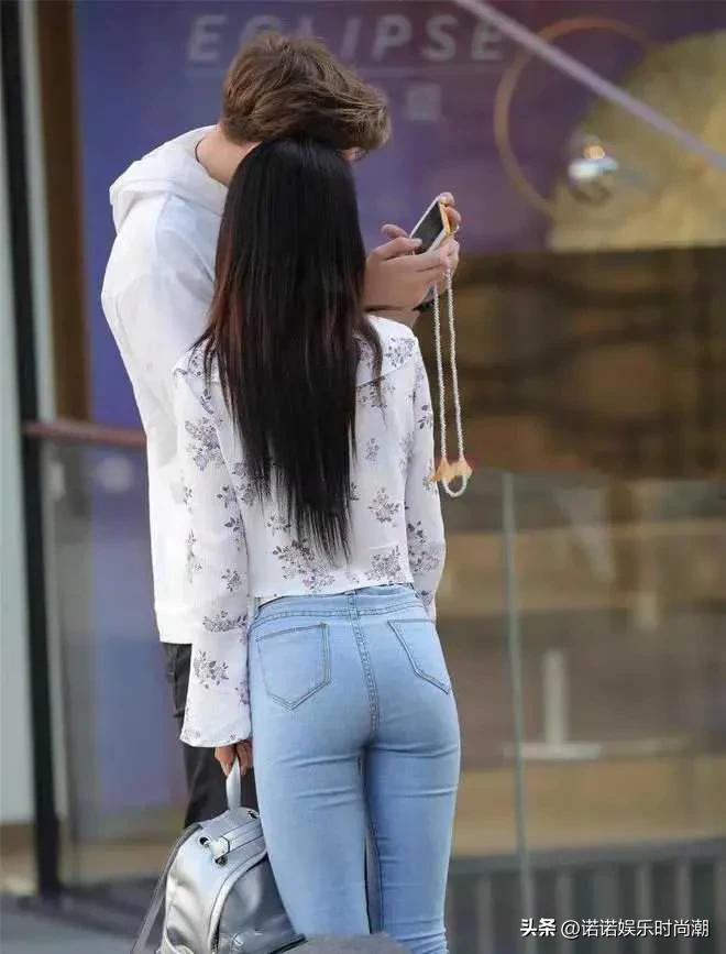 雪纺衫搭配牛仔裤穿搭图片,雪纺衫上衣搭配阔腿牛仔裤