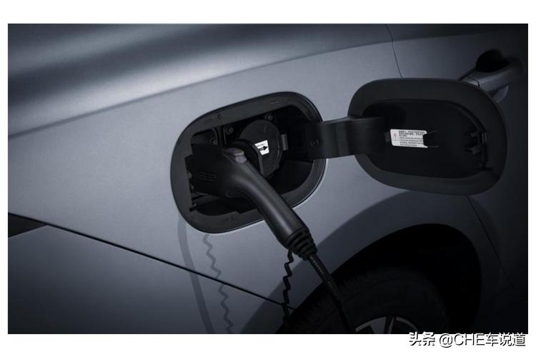 想不通为什么不买好车,想不通为什么还有人买燃油车