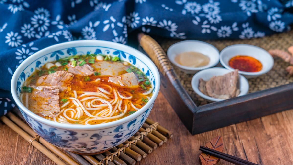 这10道中国美食火到美国,盘点那些让外国人狂热的中国美食