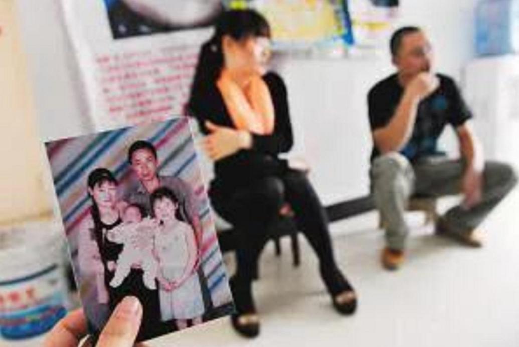 14岁女孩犯罪被警察抓走审问,14岁女孩被警察抓到派出所