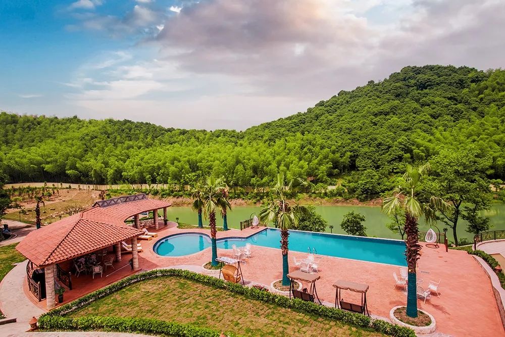 蹇呮墦鍗＄殑绁炰粰閰掑簵,瓒呮帹鑽愮殑绁炰粰閰掑簵