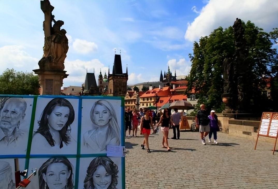 作为发达国家的捷克，为何走上自甘堕落的道路，沦为情色天堂？