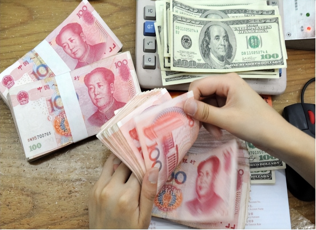 一吨人民币和一吨美元哪个值钱,一吨黄金和一吨美元哪个值钱