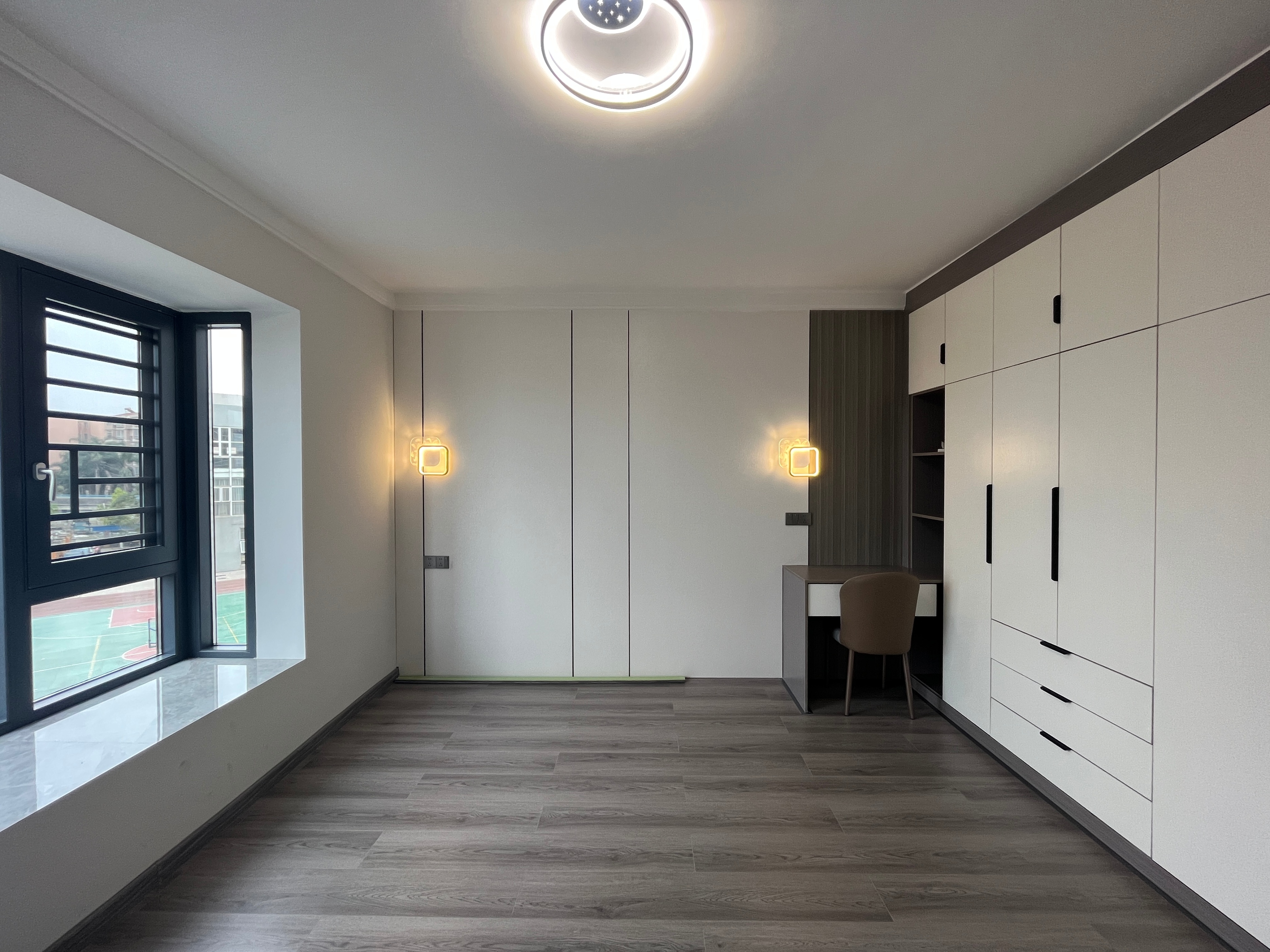 柳州深度空间装饰样板房,柳州钱隆御景装修案例效果图