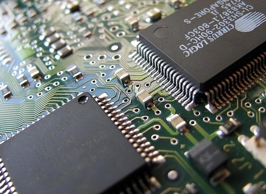 7月9日消息：国际上传来4个新消息:中方宣布对日本“全面禁令”！