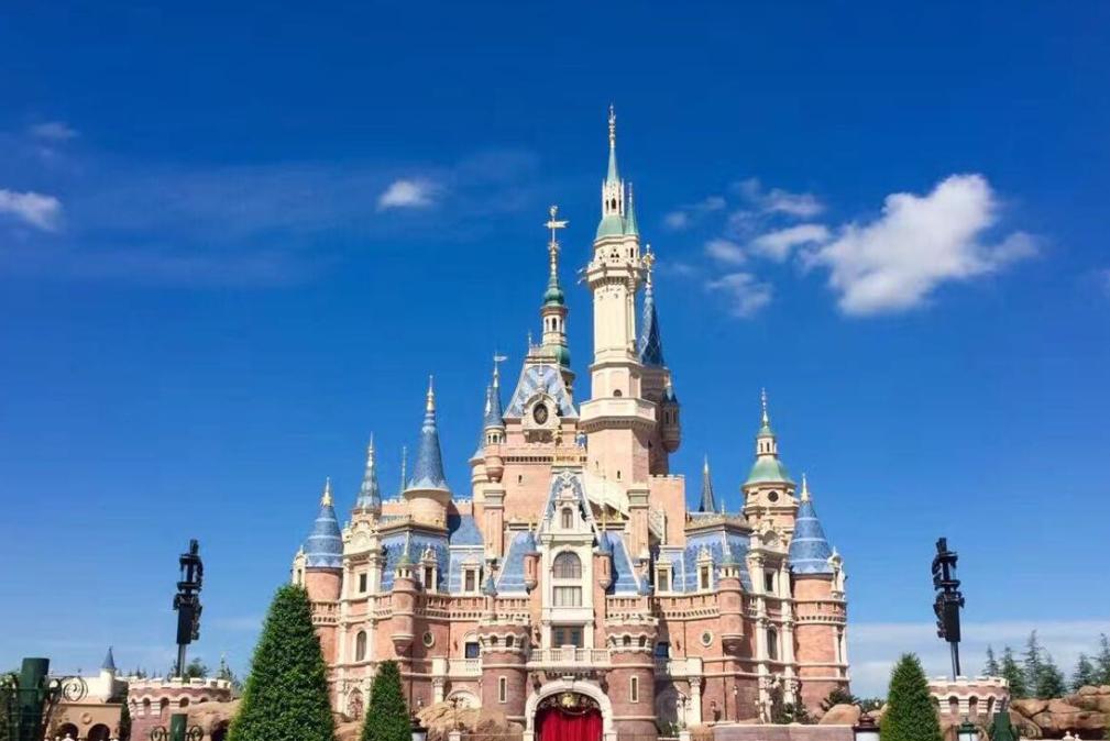 迪士尼乐园在中国有几家,迪士尼乐园为什么在中国只有一个