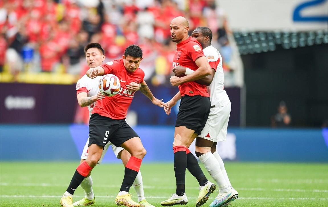 唯二不败相遇，两者专打精锐，谁能延续不败战绩？