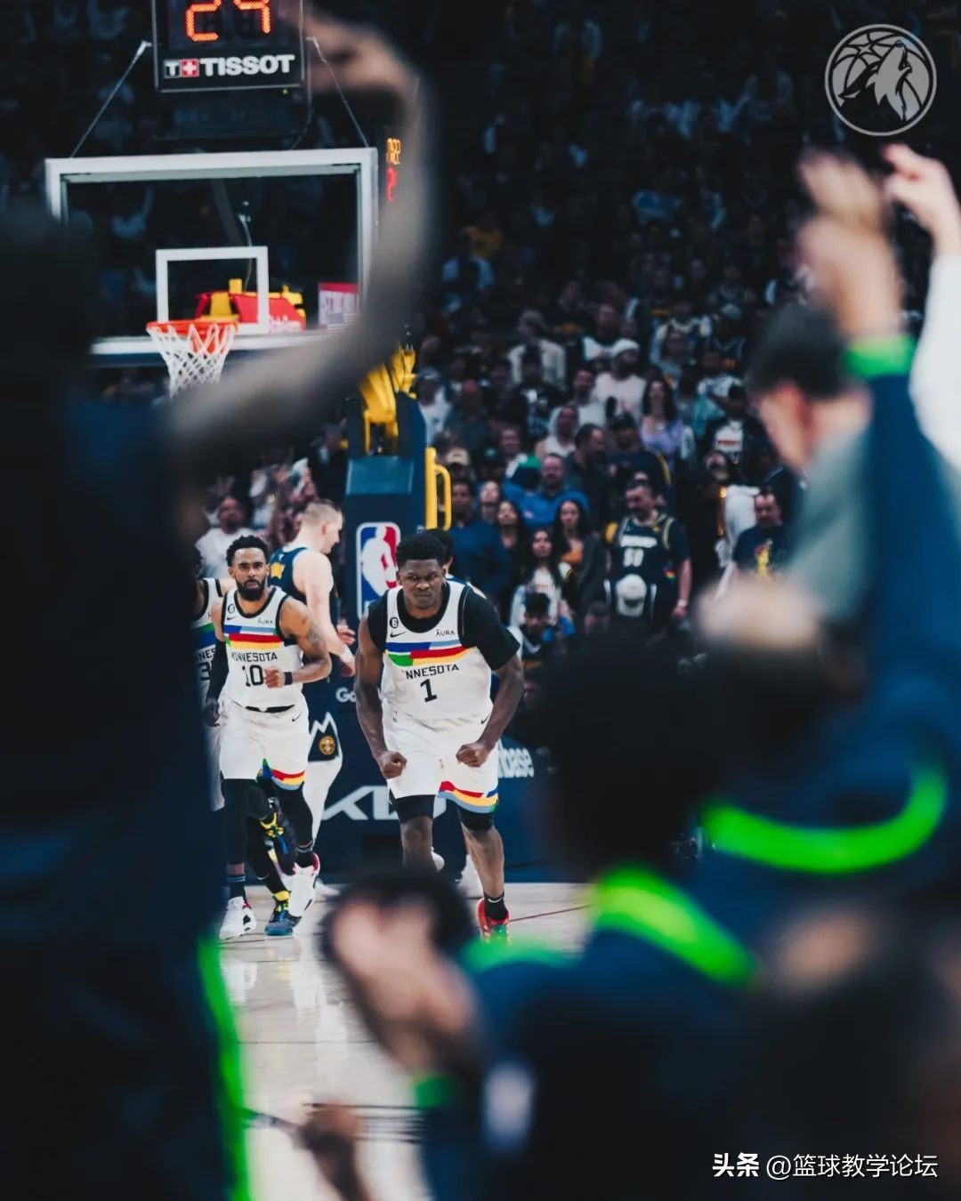 两分球7中1!末节0+0+0!联盟第三C太软了