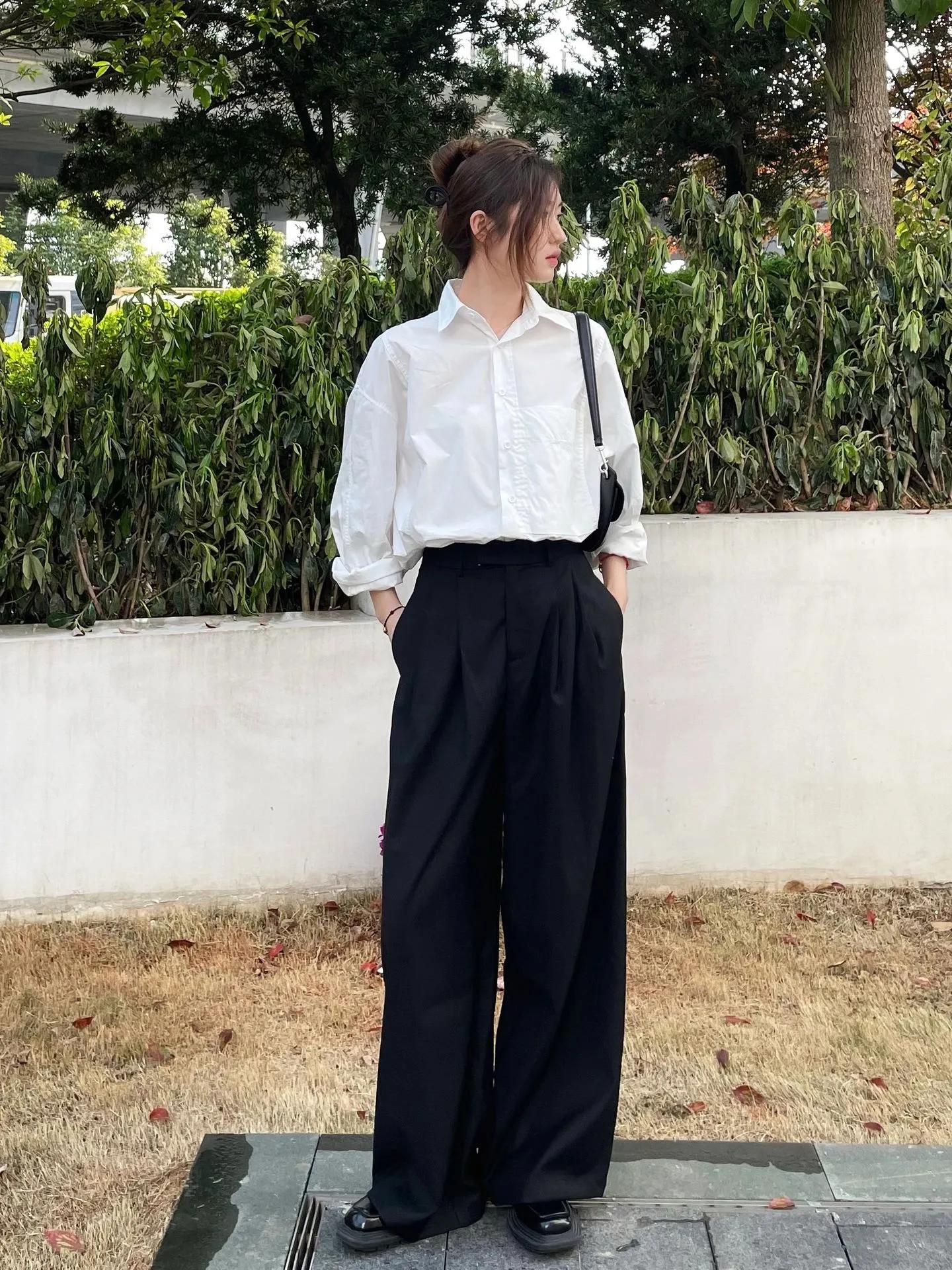 冬季黑上衣搭配什么裤子中年男,燕麦色裤子搭配黑颜色上衣好看