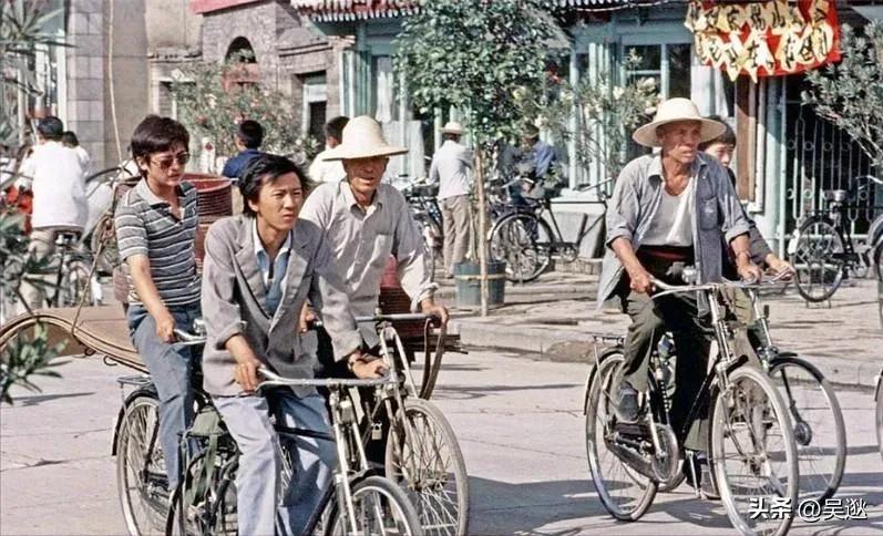 70年代一辆凤凰牌自行车,凤凰牌旧自行车值多少钱一辆