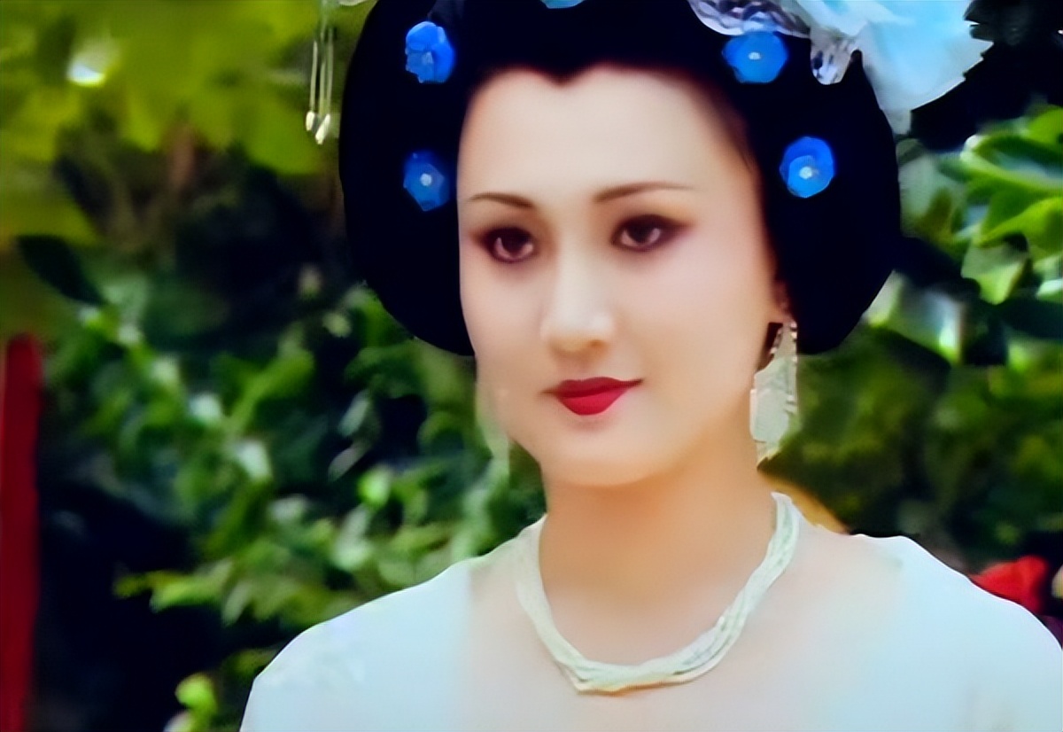 向海岚版杨贵妃照片,杨贵妃剧照向海岚版