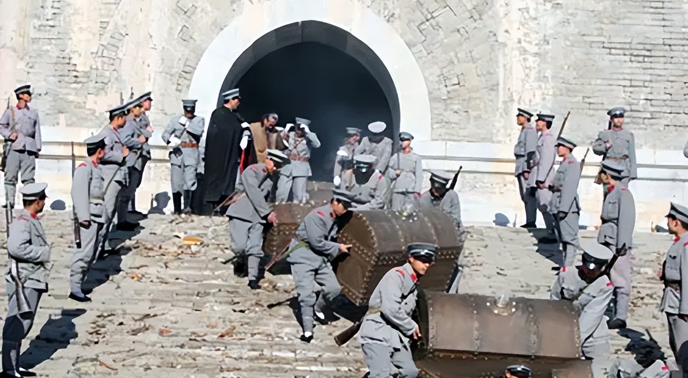 慈禧口中夜明珠八亿现世,慈禧口中夜明珠值约8亿人民币