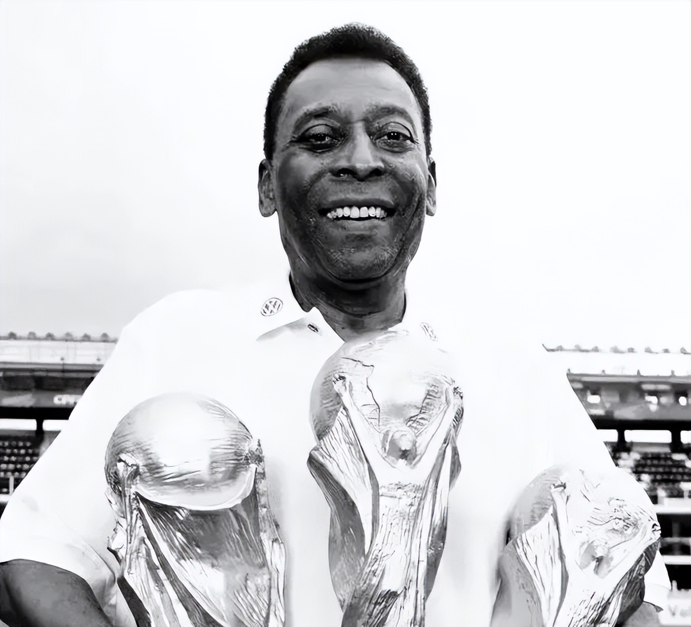 缅怀伟大的球王马拉多纳,缅怀伟大的人