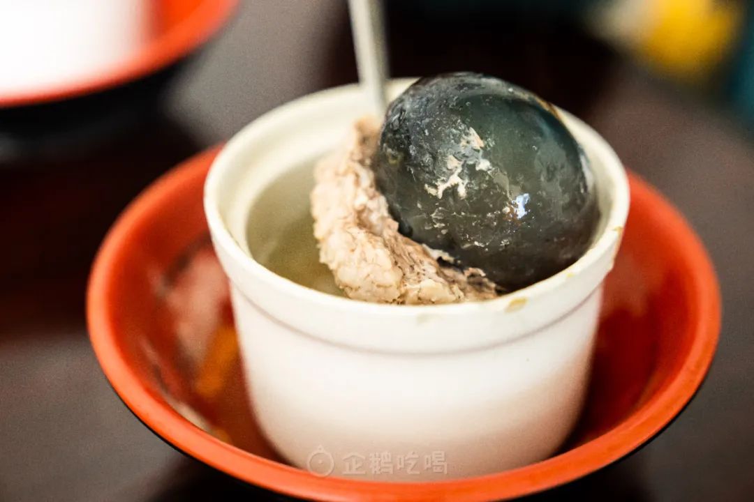 辣到落泪也舍不得停嘴的宝藏城市，不是长沙成都重庆