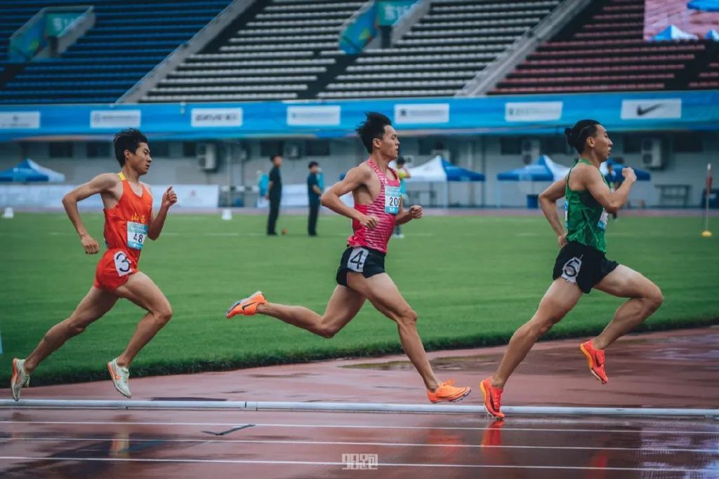 夏训速度训练,零基础100米夏训提高多少