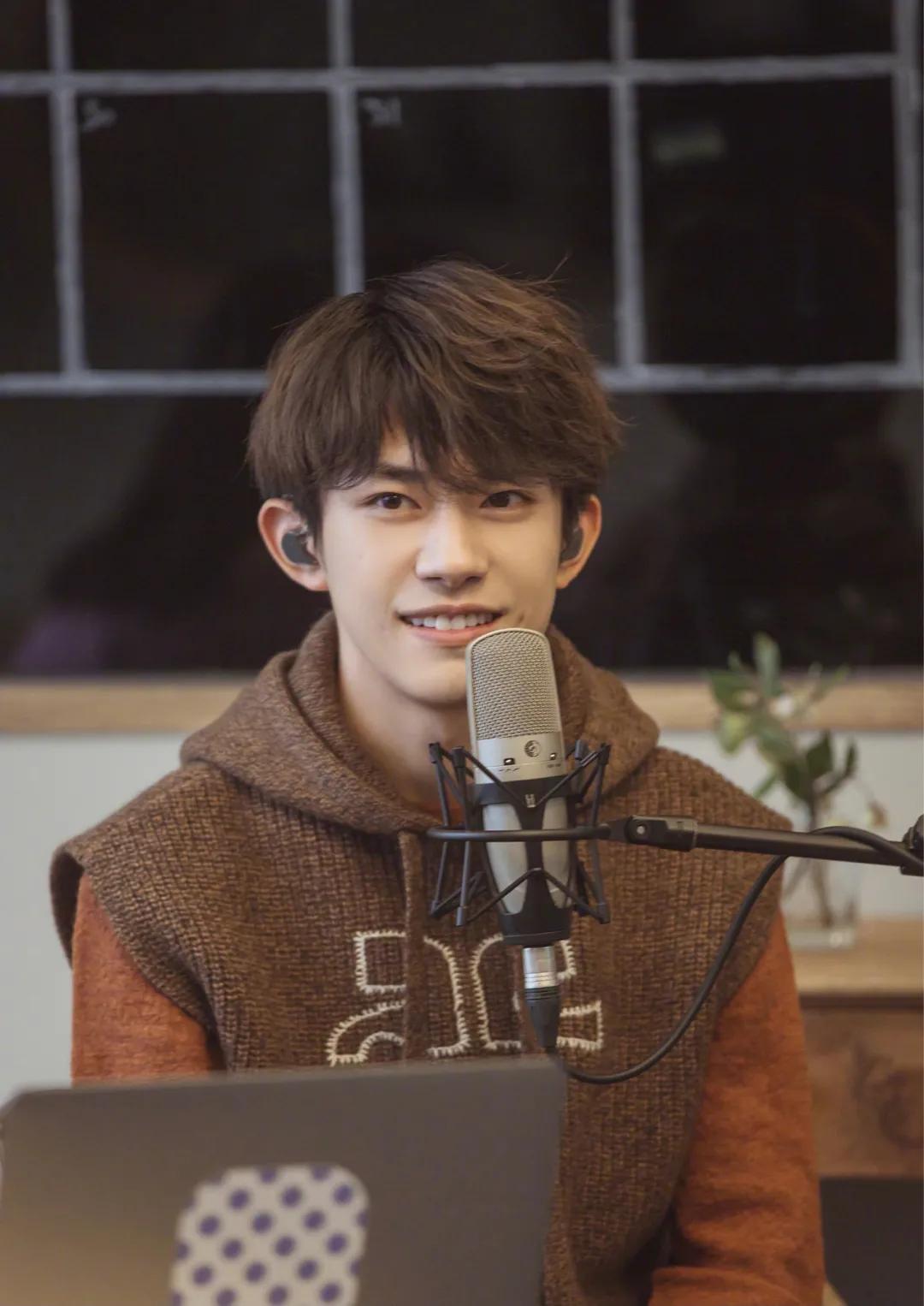 易烊千玺和谷爱凌的妈妈,谷爱凌妈妈怎样培养女儿天赋