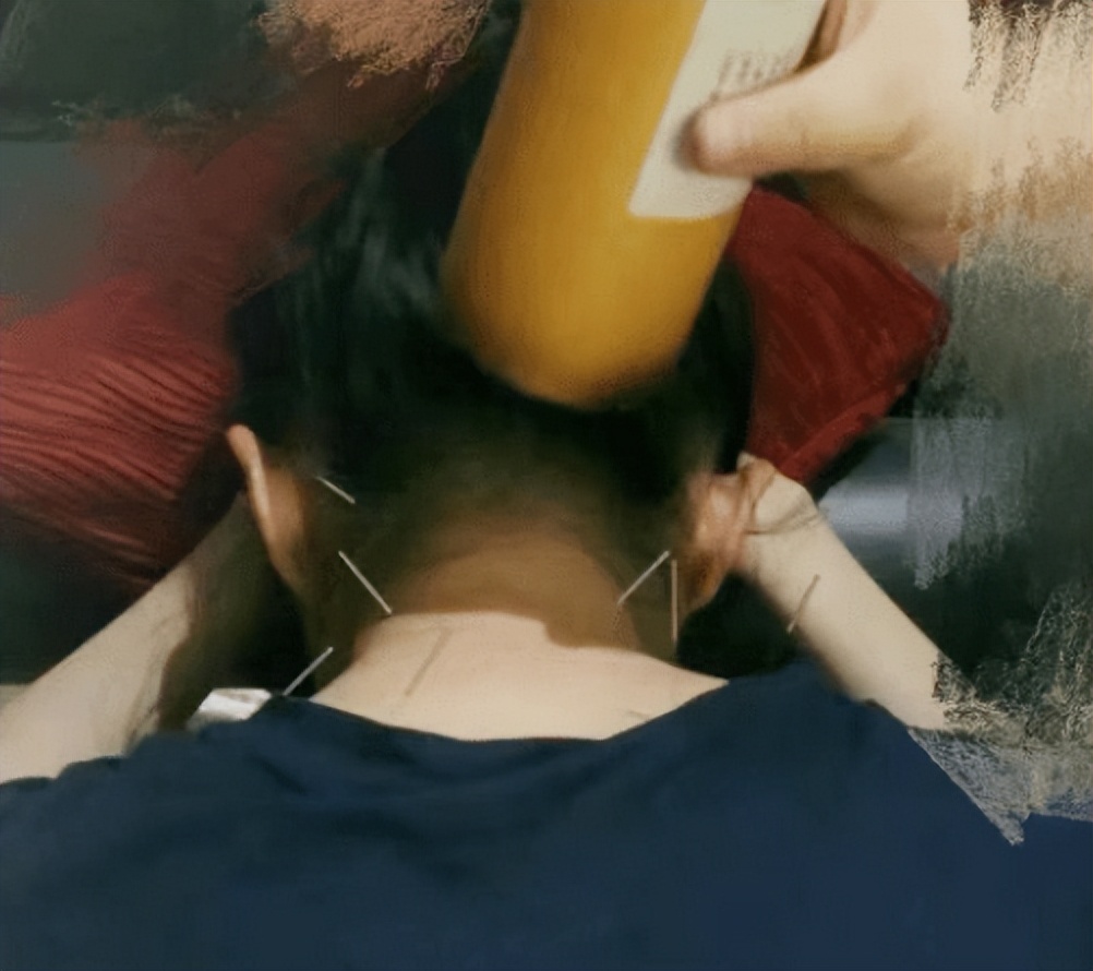 全家最丑刘亦菲,多年后才发现,“神仙姐姐”口中的妈妈有多优秀