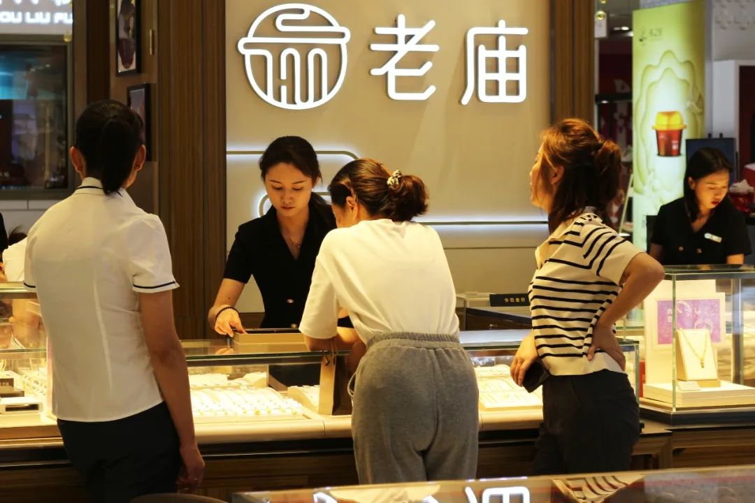 十大珠宝品牌哪些不值得买,珠宝选择什么牌子好