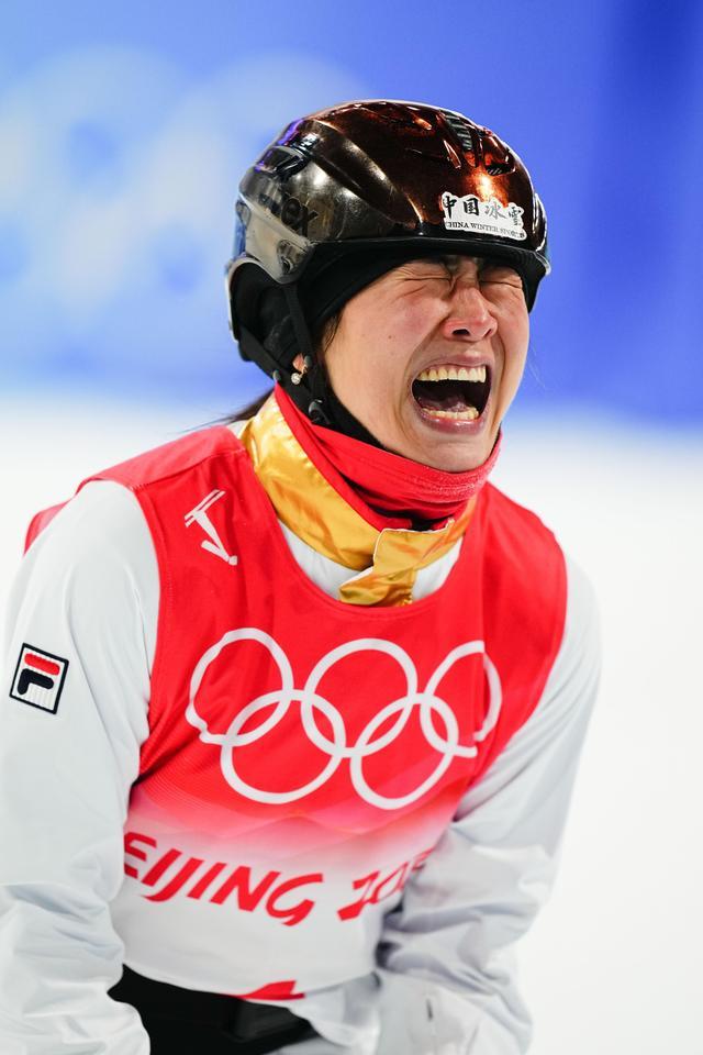 徐梦桃半月板切除70%能正常走路吗,冬奥冠军徐梦桃简历