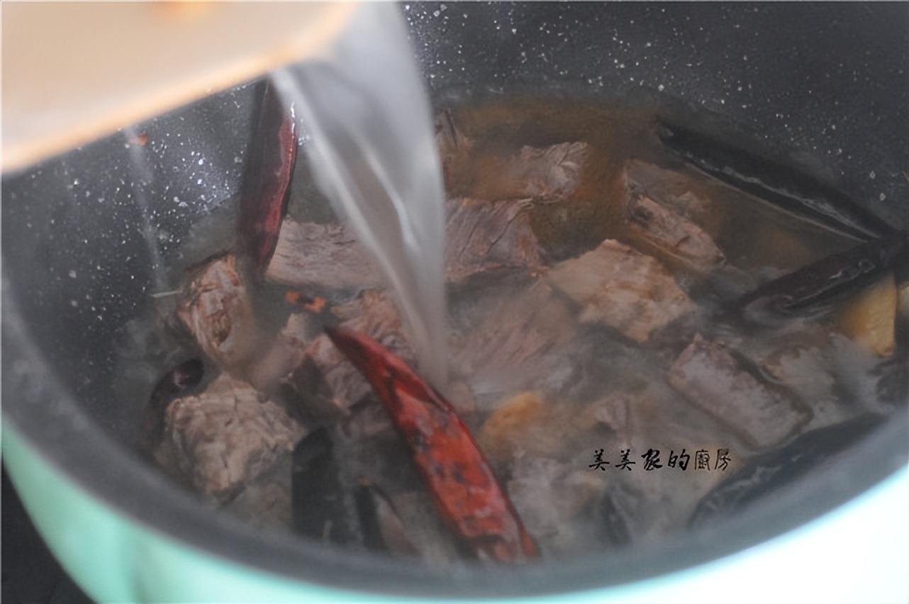 超级好吃的牛肉粉,在家亲自动手制作的牛肉粉真好吃