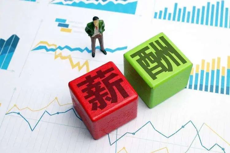 芯片行业年薪超30万跳槽涨50%,芯片人才百万工资