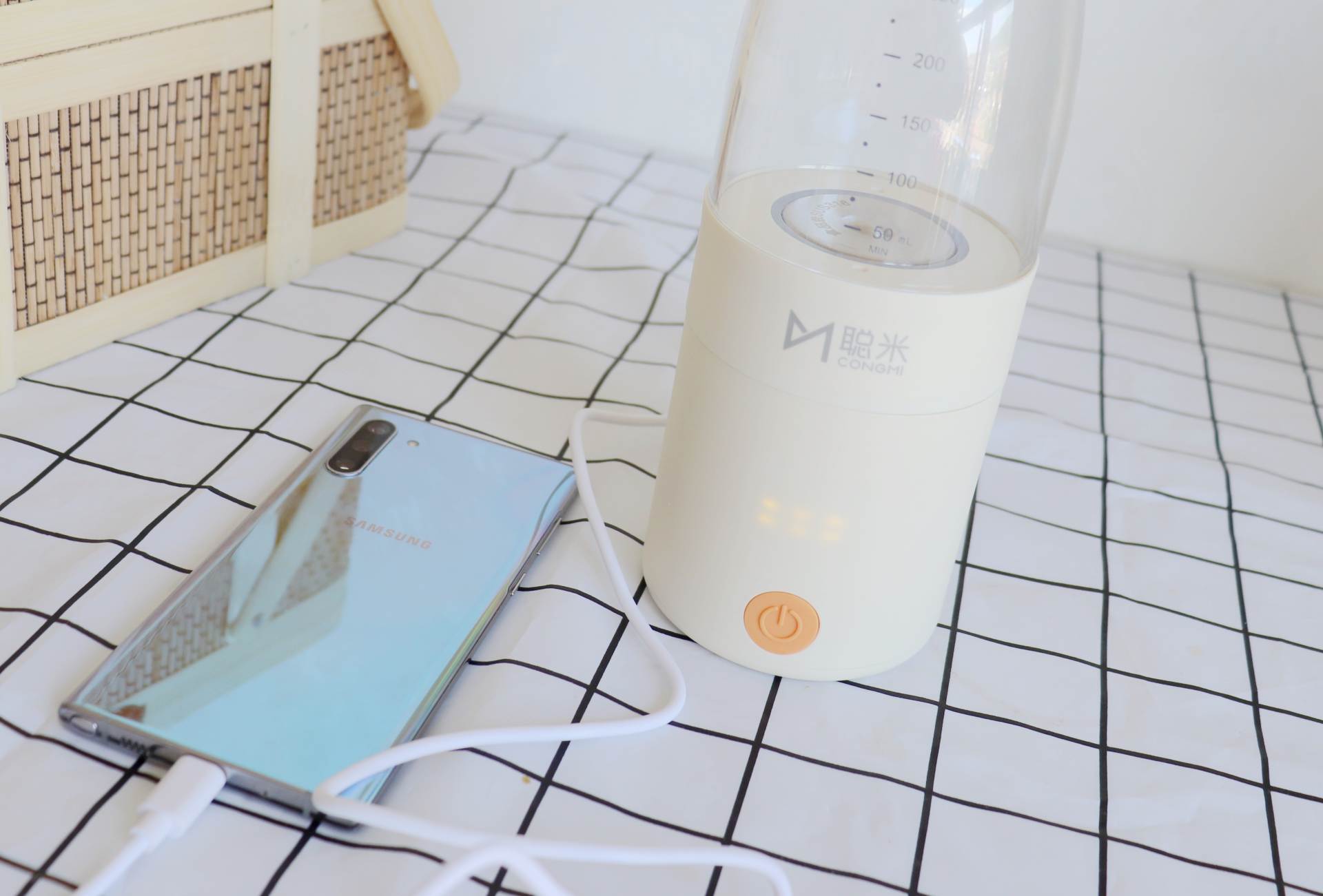 智能恒温调奶器方便携带,便携恒温调奶器无需插电排名第一