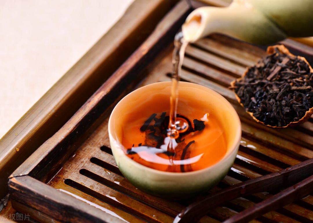 喝茶高手，无非就是常喝茶、多喝茶，喝着喝着就会懂得茶里的道了