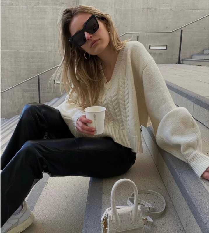 带帽毛衣卫衣时髦洋气,入冬必不可少减龄卫衣