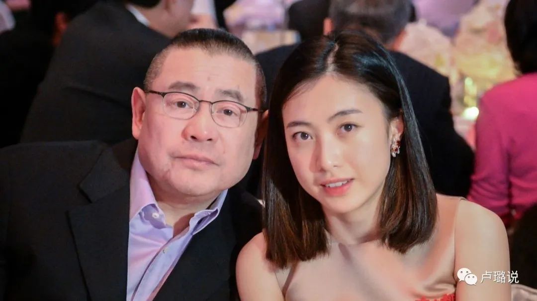 百亿富豪李嘉欣,香港富豪评价李嘉欣