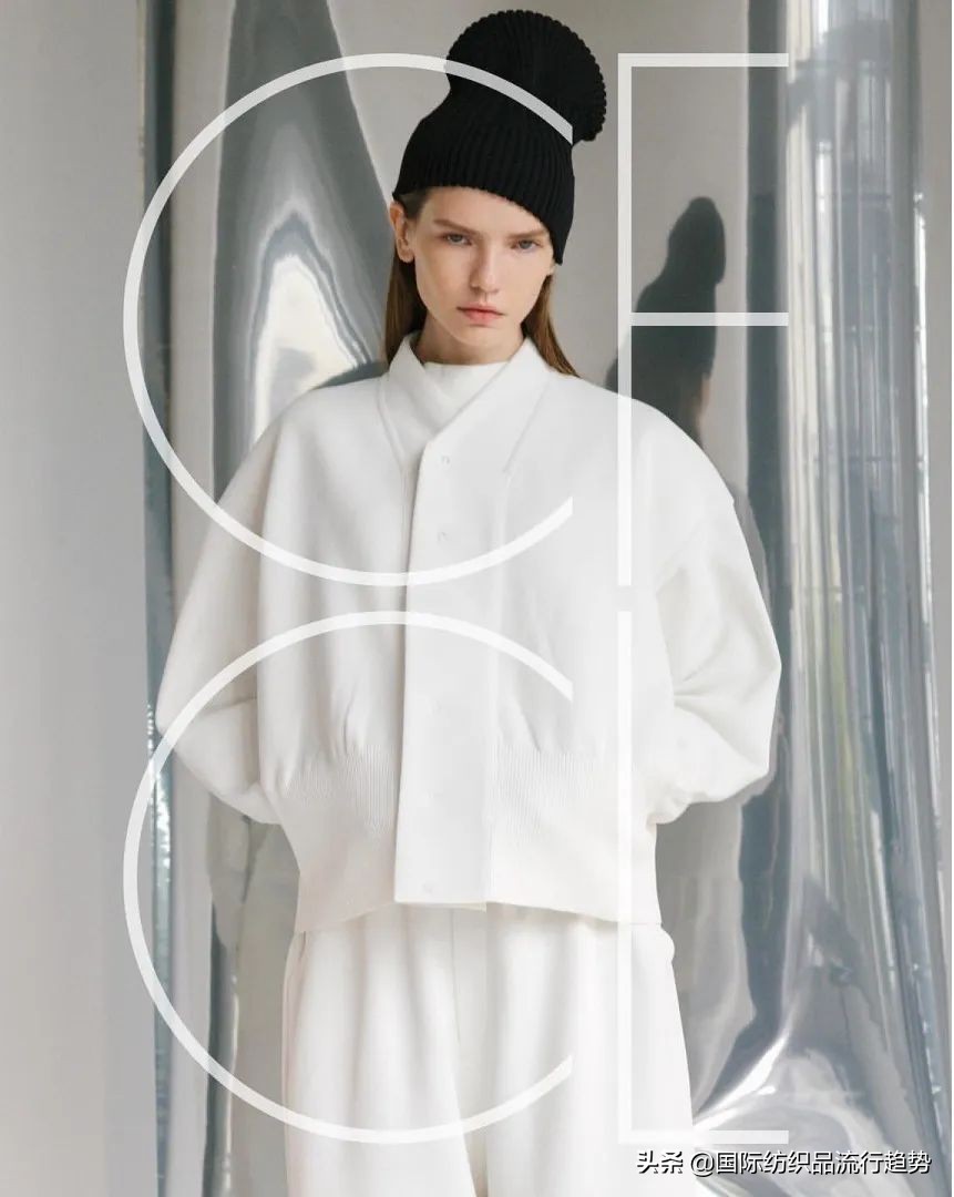 把服装当作思想的容器！看高桥祐介将美学融入到针织艺术中