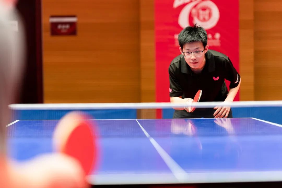 足球场改造扩建,最新足球场开放