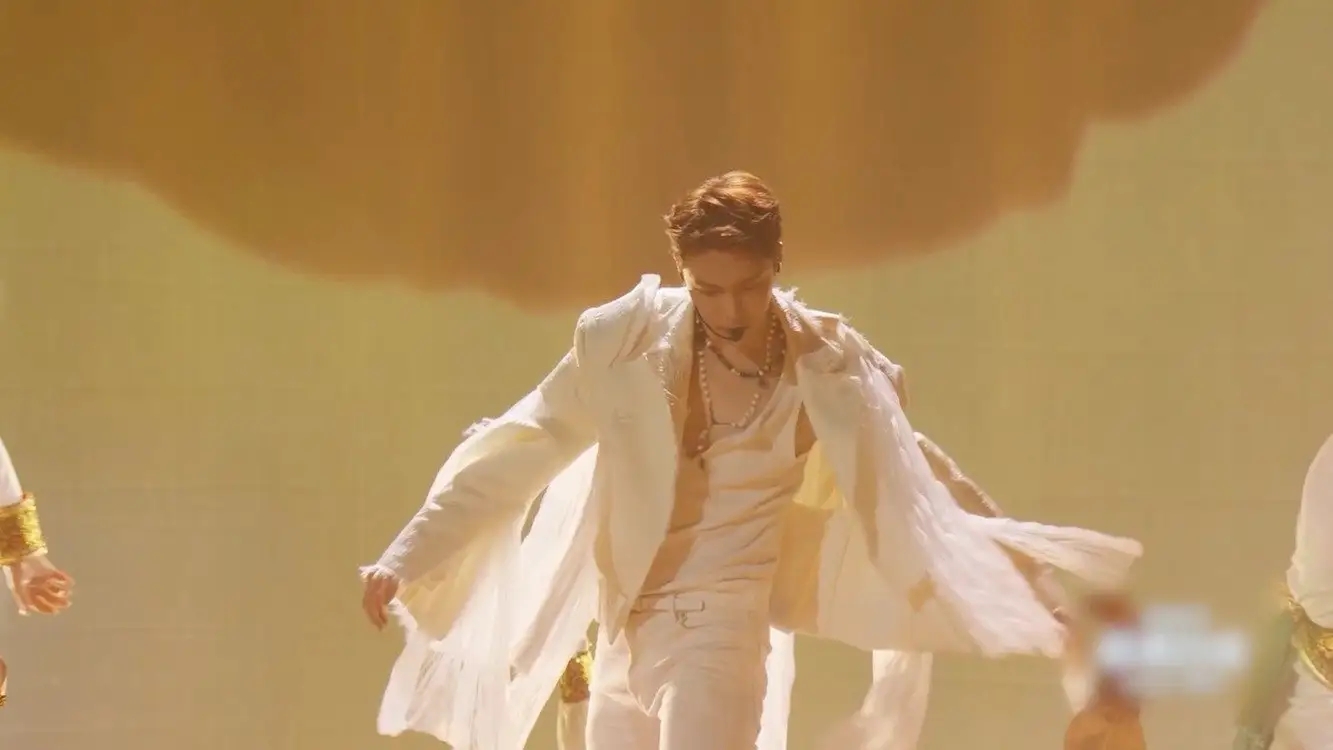 张艺兴说写不出好听歌的原因原版,张艺兴的歌为啥火不了