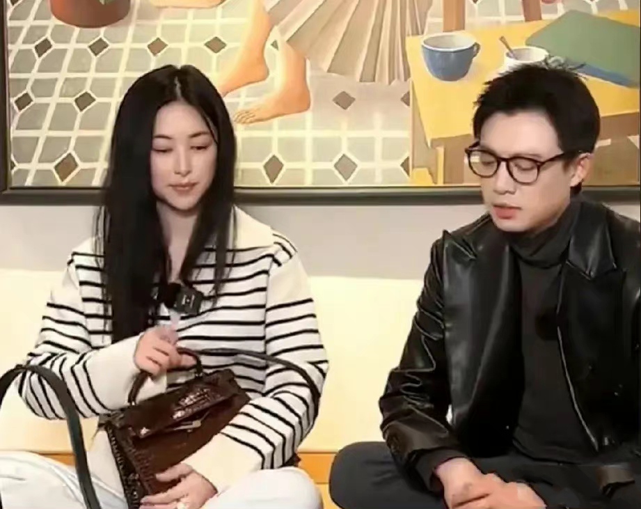 朱珠卖二手在哪个平台直播,朱珠二手物品直播