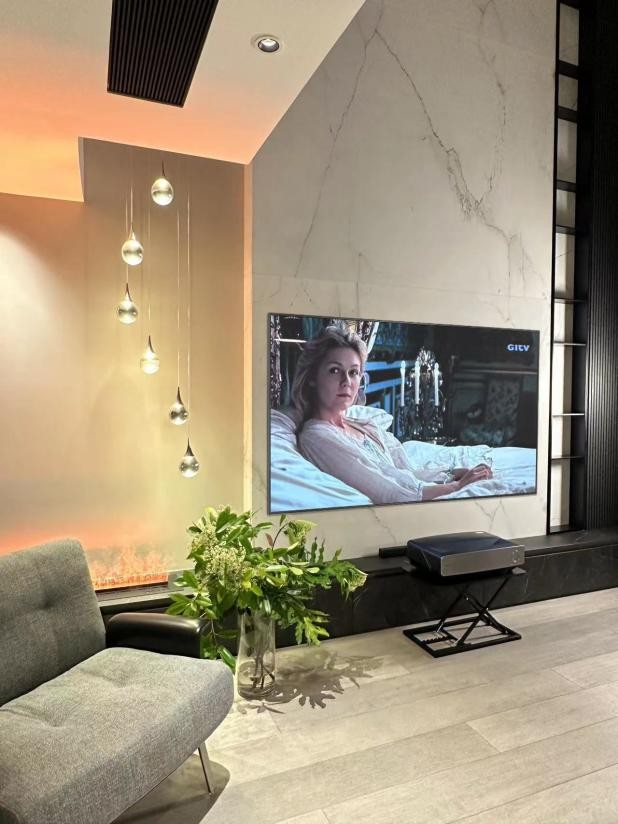 顶级家用激光电视,激光电视家用4k高清