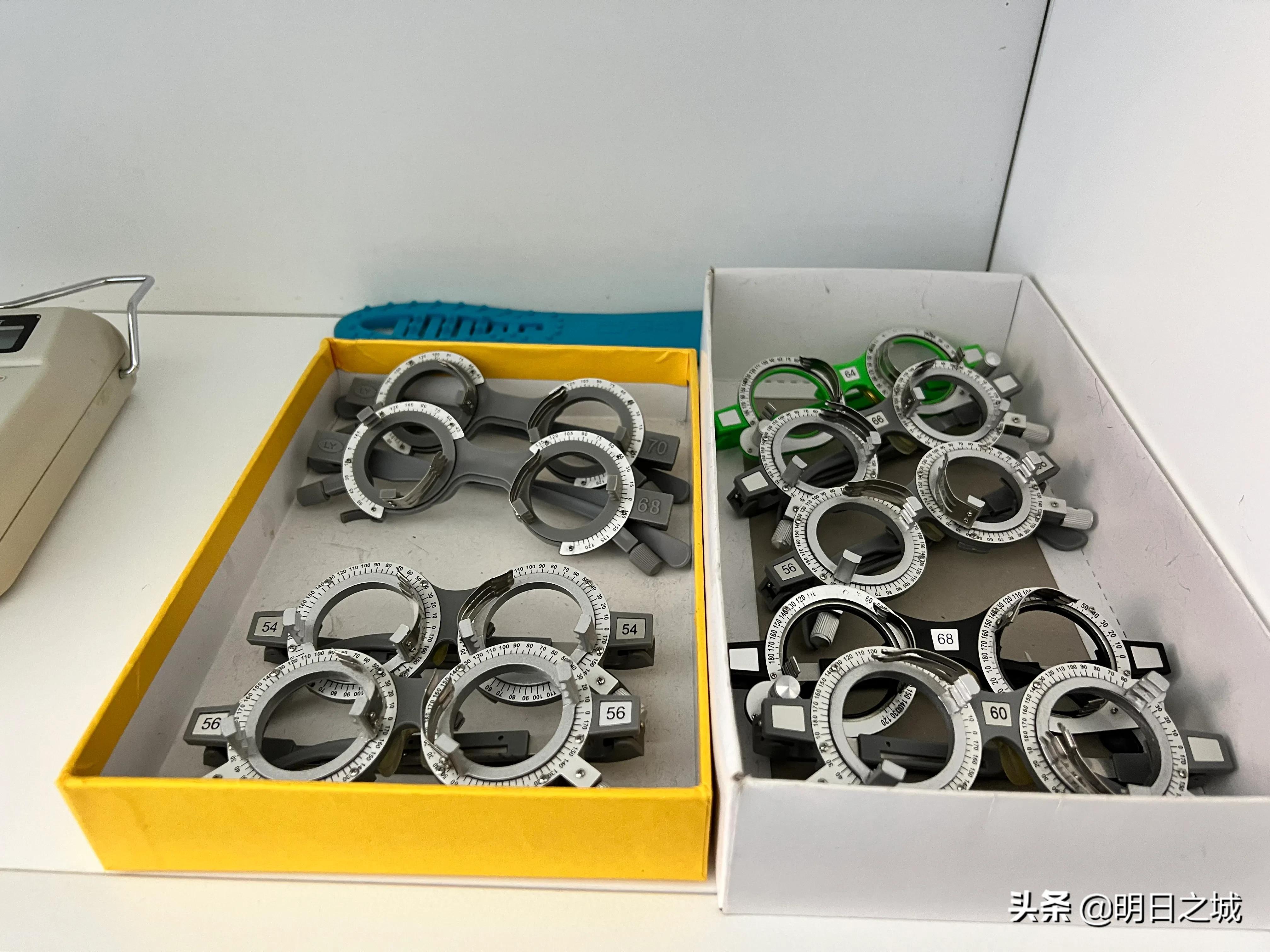 在成都眼镜批发市场配眼镜,眼镜批发城配防控眼镜靠谱吗