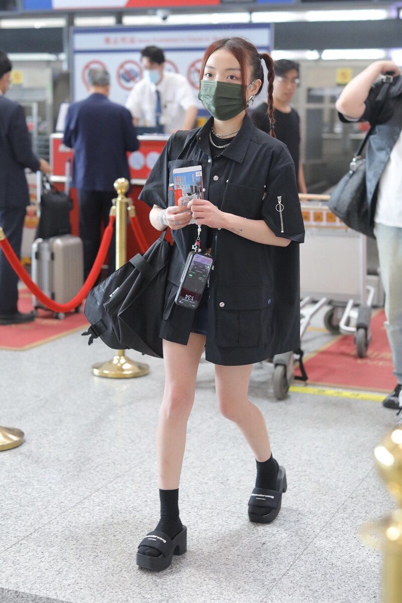 vava绌挎惌dickies,vava鐭