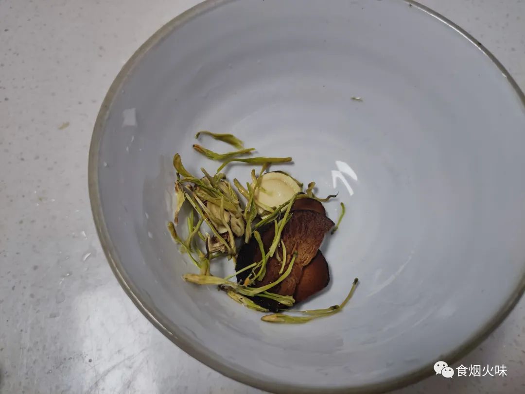 咳嗽“最怕”这汤，一杯不到5毛，每天喝一杯，化痰止咳又润肺