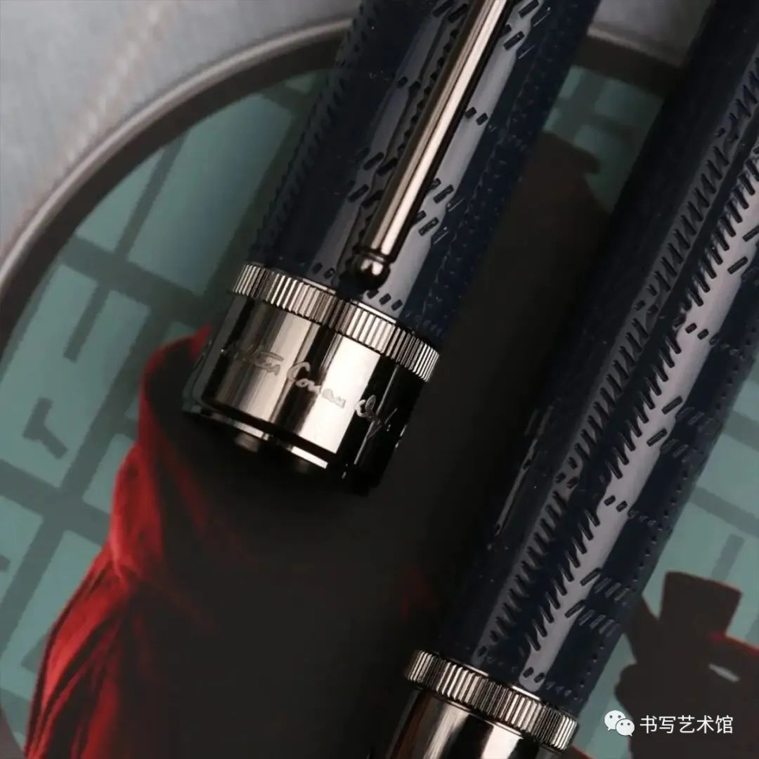 他创造了神探夏洛克——万宝龙大文豪：柯南·道尔