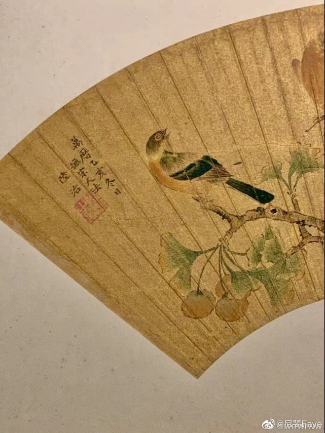 真的栓Q，抄上瘾了，迪奥抄马面裙之后又抄袭中国的花鸟图