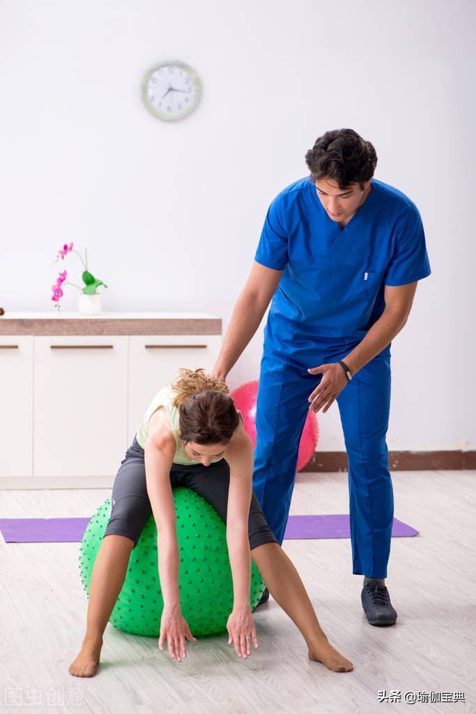 可以在家掌握的3个基本瑜伽姿势,躺着可以练的瑜伽动作