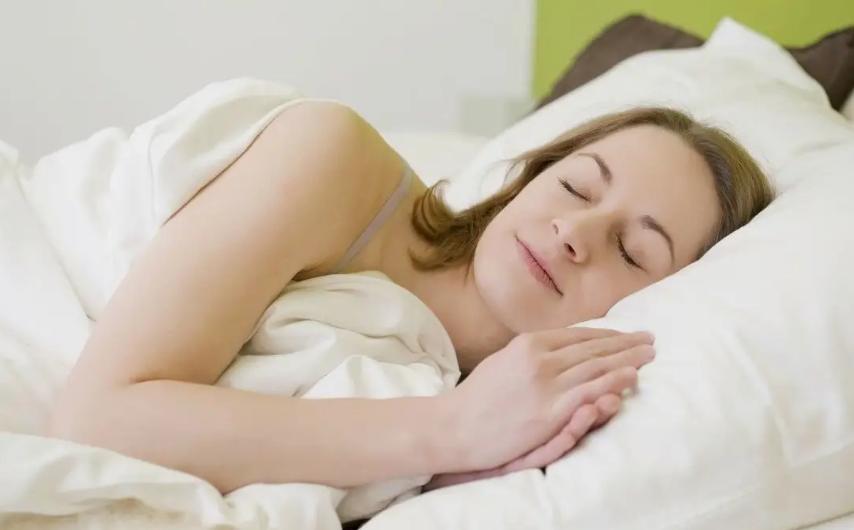 指甲如何看气血不足,怎么通过指甲判断气血不足